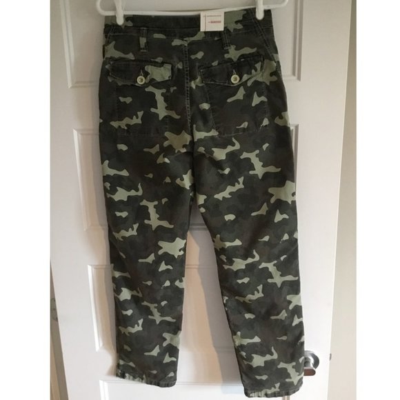 Anthropologie Wanderer Camo Cargo Pants, size 29 - Picture 8 of 8